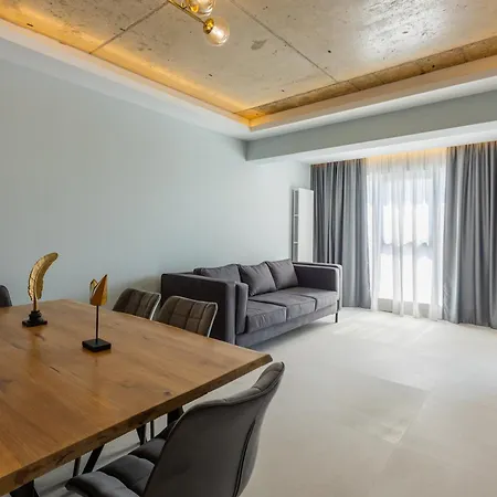 Апартаменти Marina View Mamaia Nord Неводарі