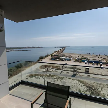 Marina View Mamaia Nord Апартаменти