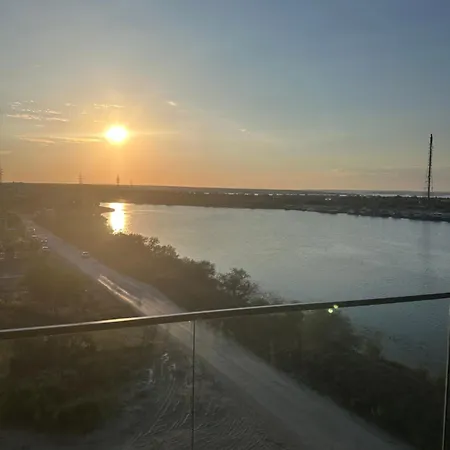 Marina View Mamaia Nord * Неводарі