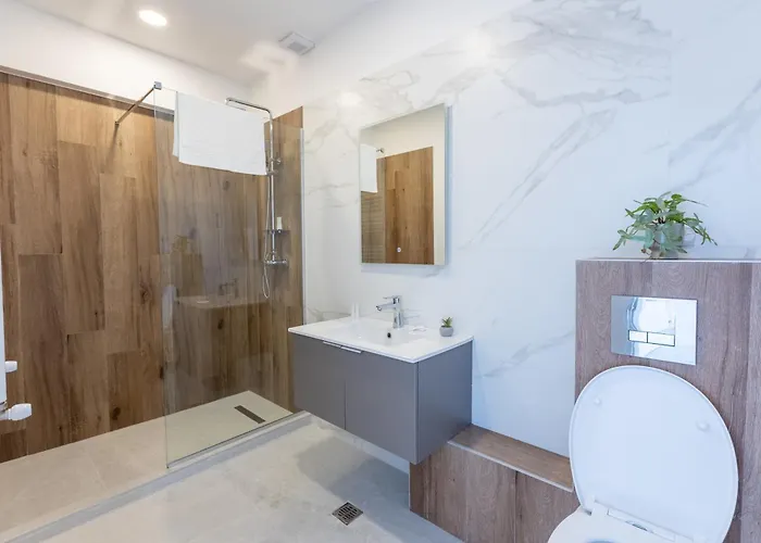 Marina View Mamaia Nord Apartament *