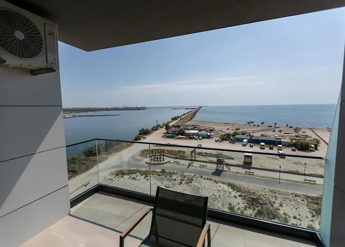 Marina View Mamaia Nord Apartament