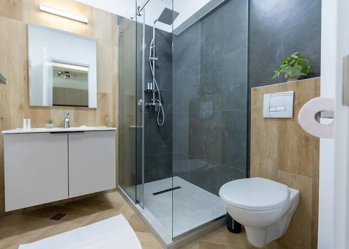 Marina View Mamaia Nord Apartament *